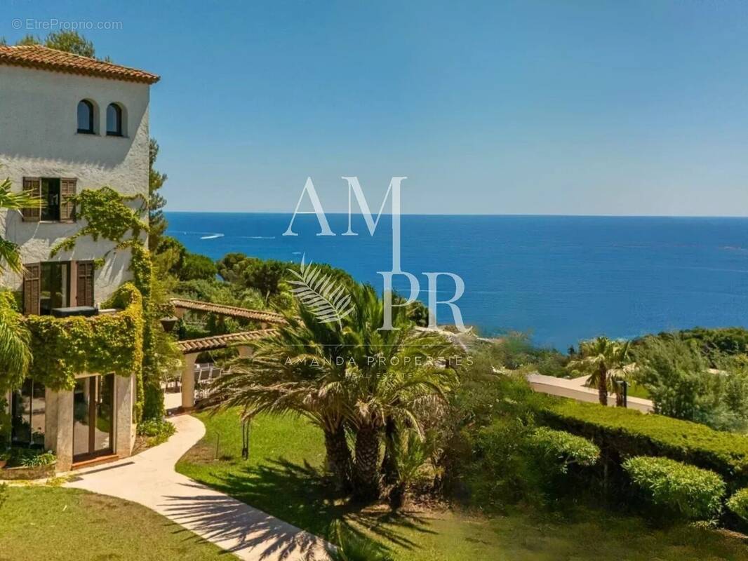 Maison à CANNES