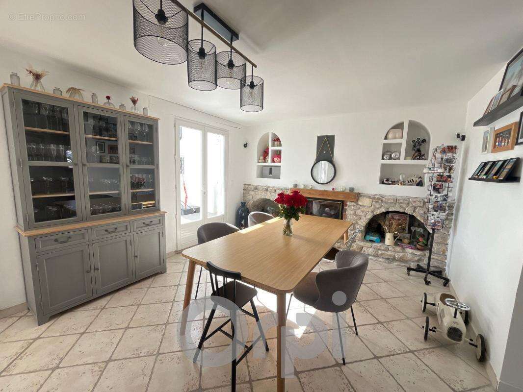 Maison à ESNANDES