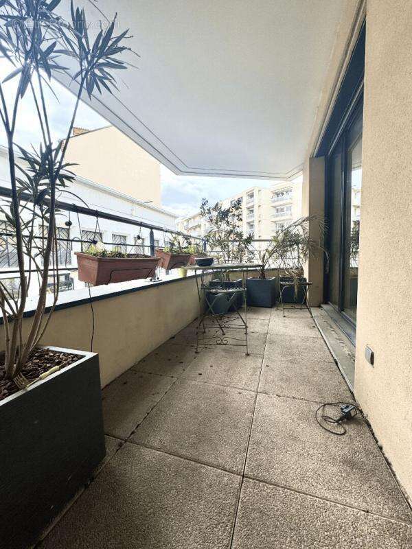 Appartement à LYON-7E