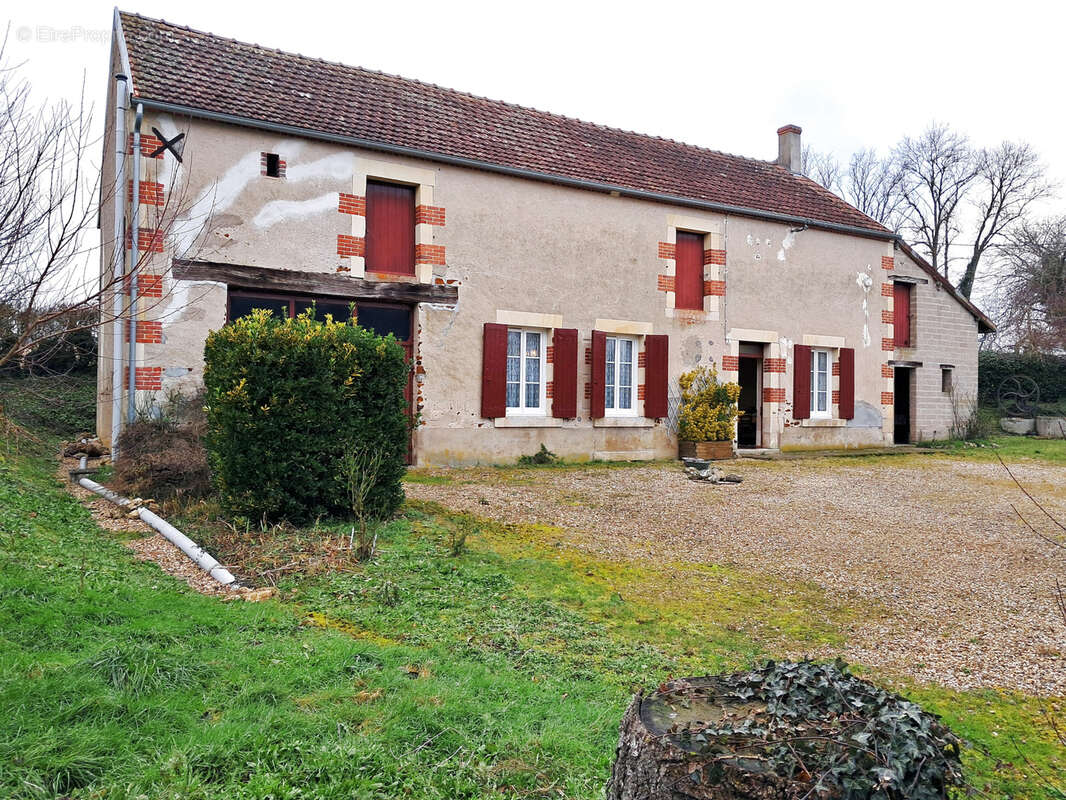 Maison à SANTRANGES