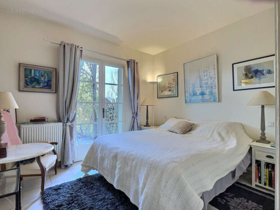 Maison à LA MOTTE