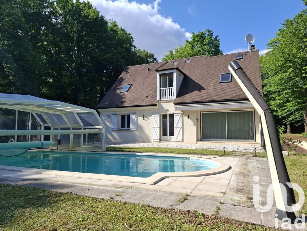 Photo 1 - Maison à LAMORLAYE
