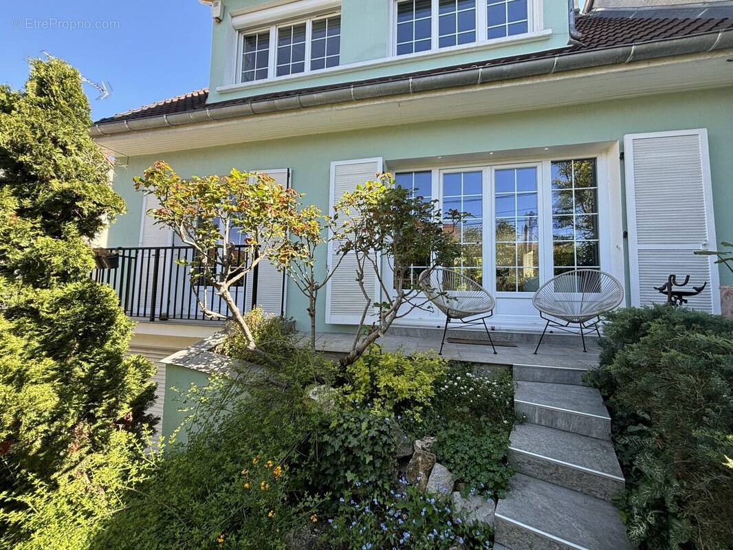 Maison à GOURNAY-SUR-MARNE