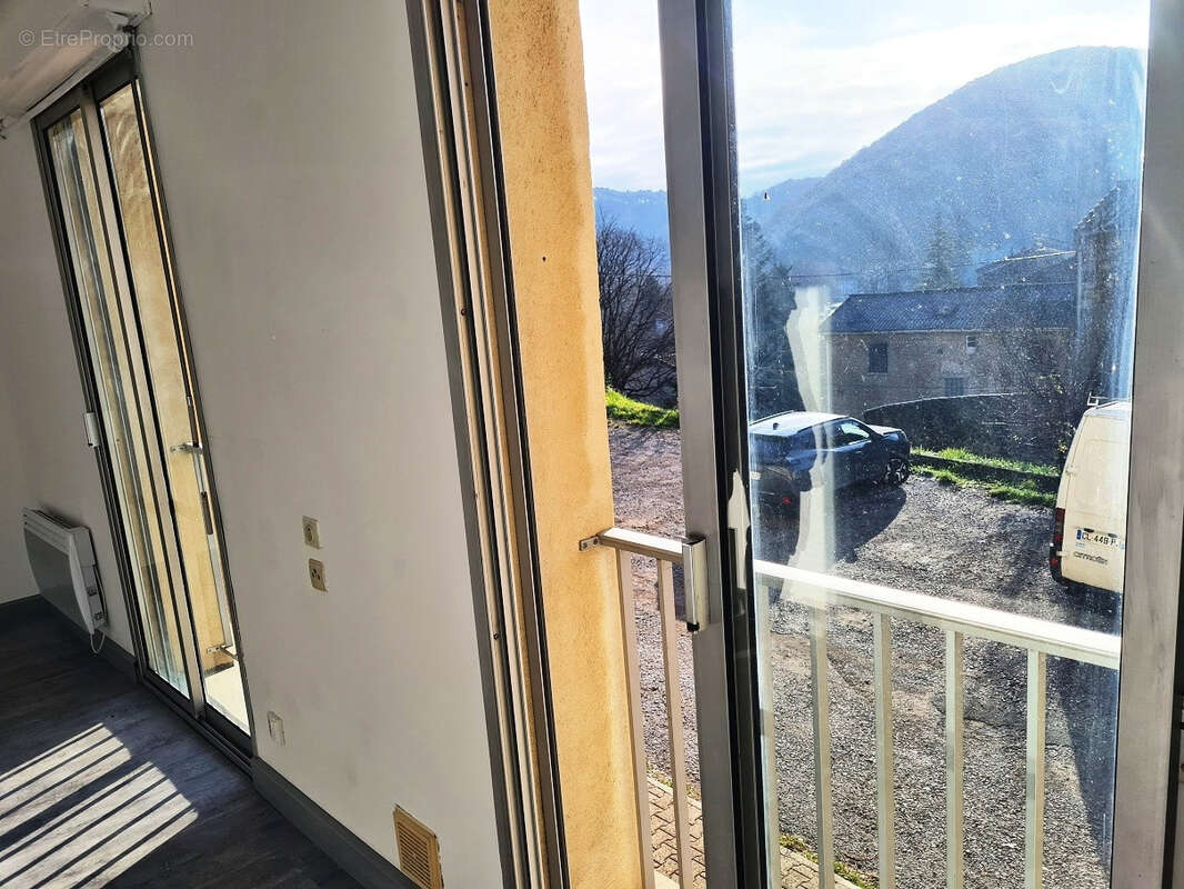 Appartement à CENDRAS