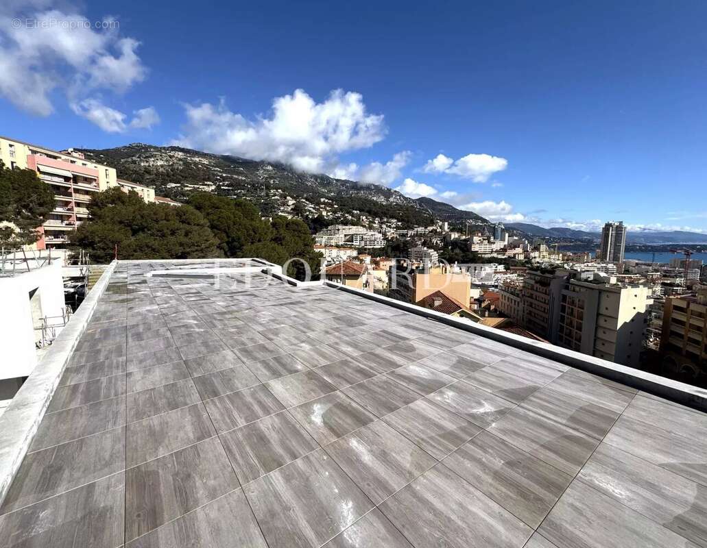 Appartement à BEAUSOLEIL