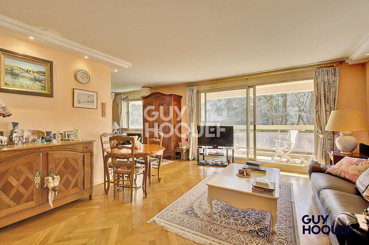 Appartement à LYON-5E