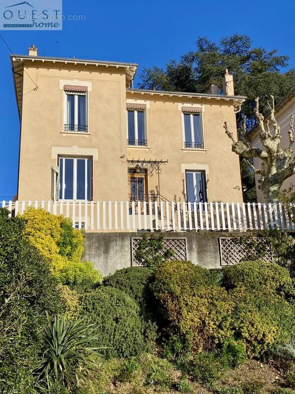 Maison à ECULLY