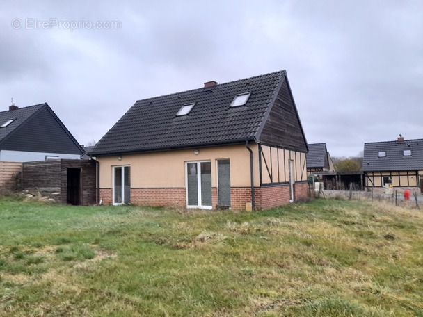 Maison à HIRSON