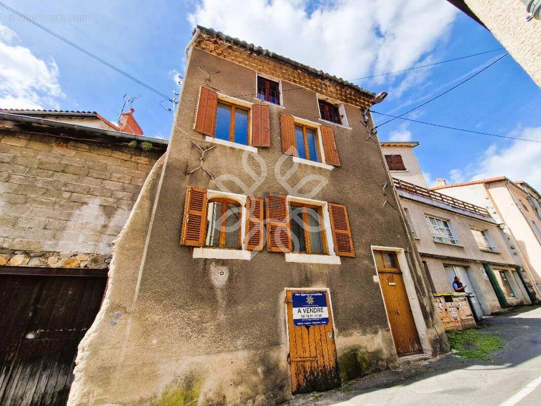 Maison à BRIOUDE