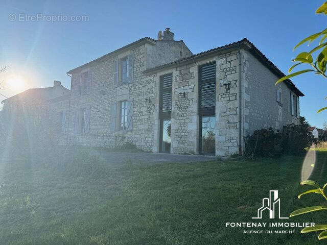 Maison à AUZAY