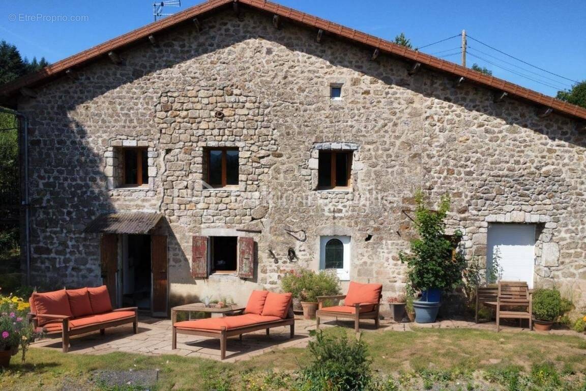 Maison à LE CHEYLARD
