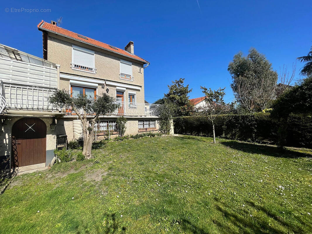 Maison à BEZONS