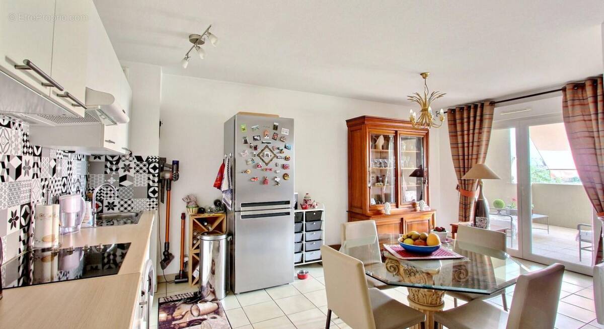 Appartement à LE LUC