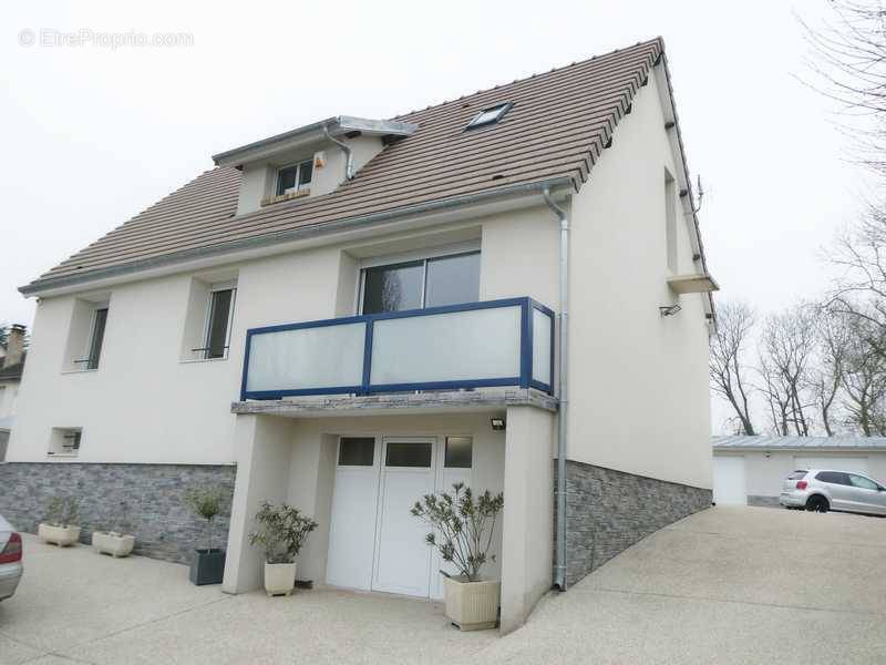 Maison à SAINT-CLAIR-SUR-EPTE