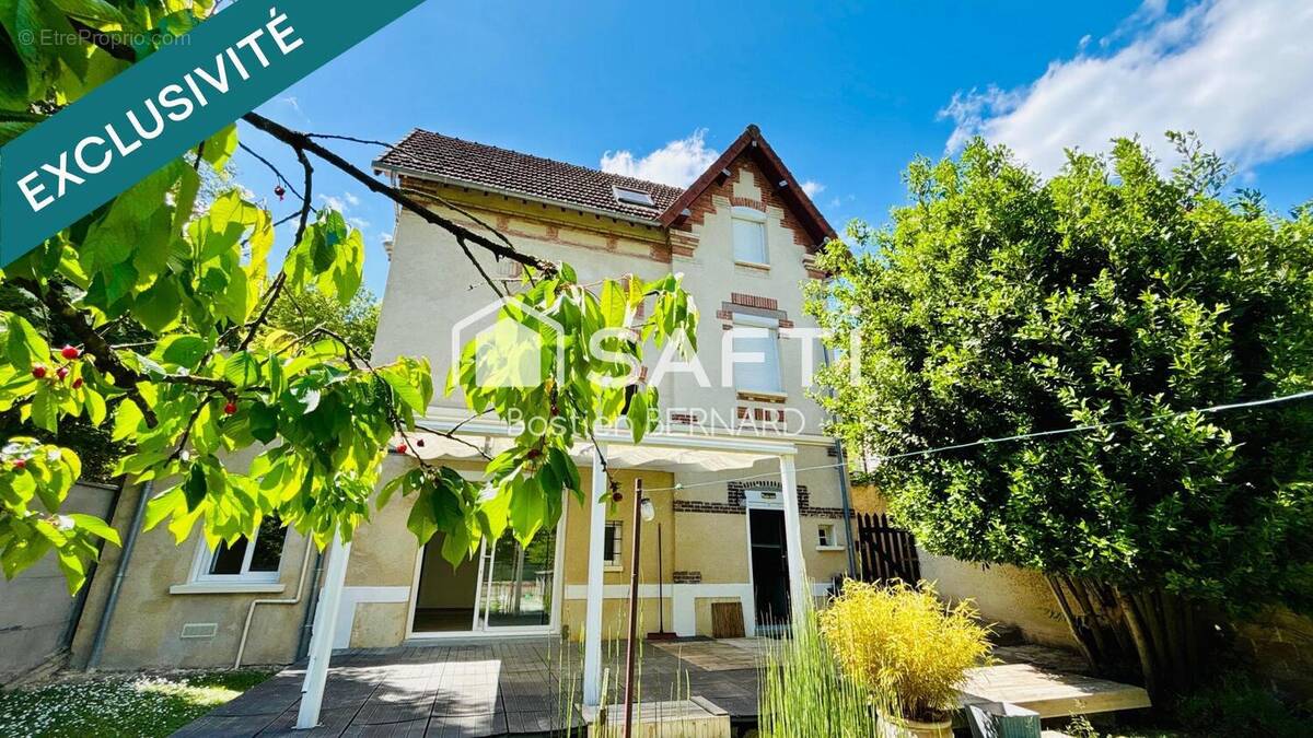 Photo 1 - Maison à IVRY-LA-BATAILLE