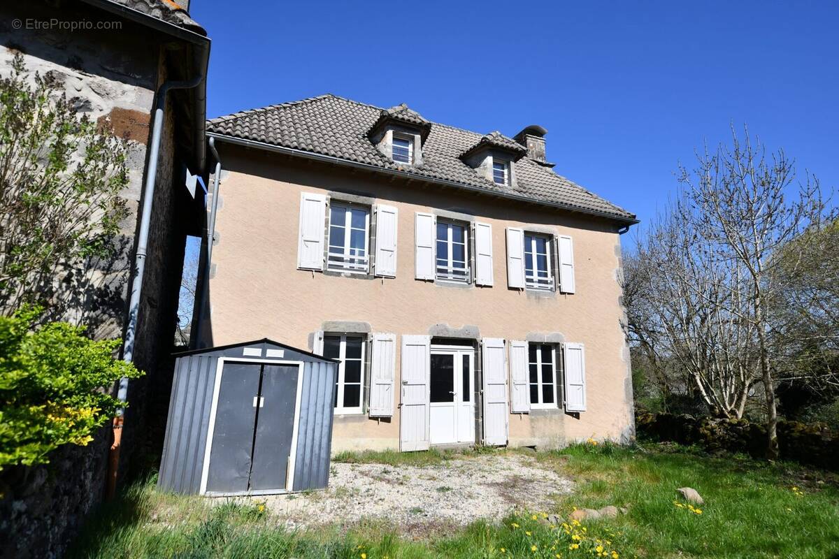 Maison à PLEAUX