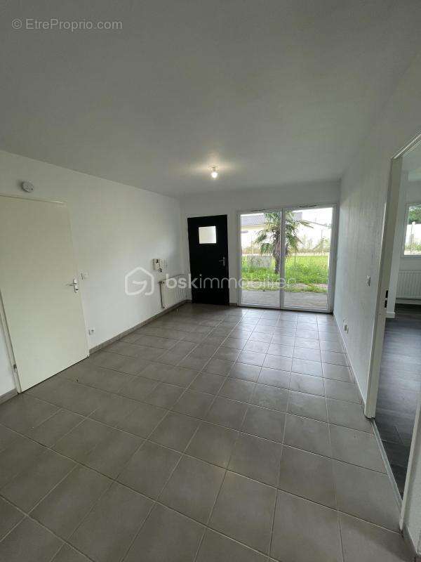 Appartement à AMBARES-ET-LAGRAVE