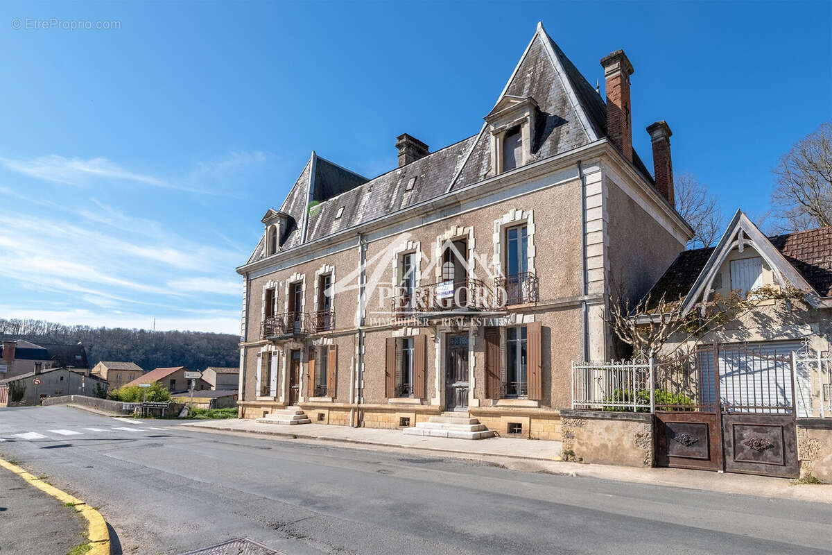 Maison à LALINDE