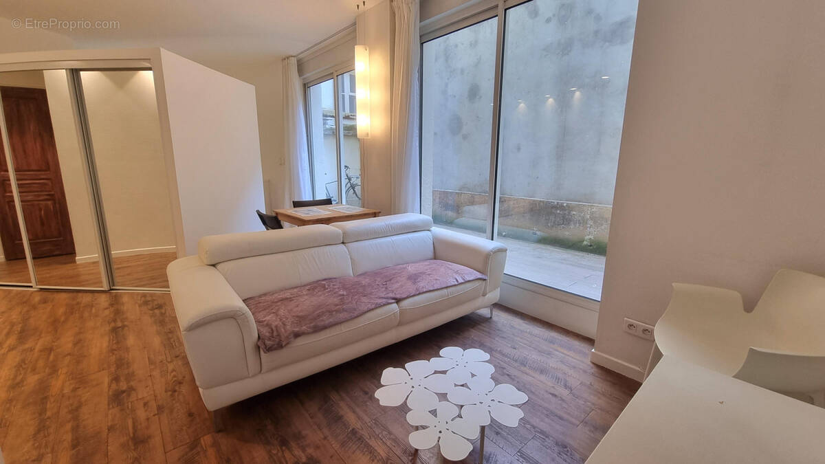 Appartement à LYON-6E