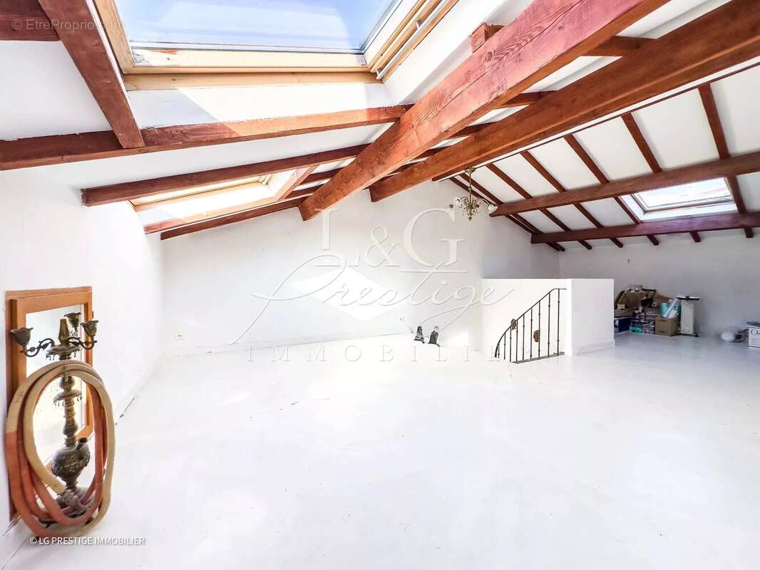 Maison à CALLIAN
