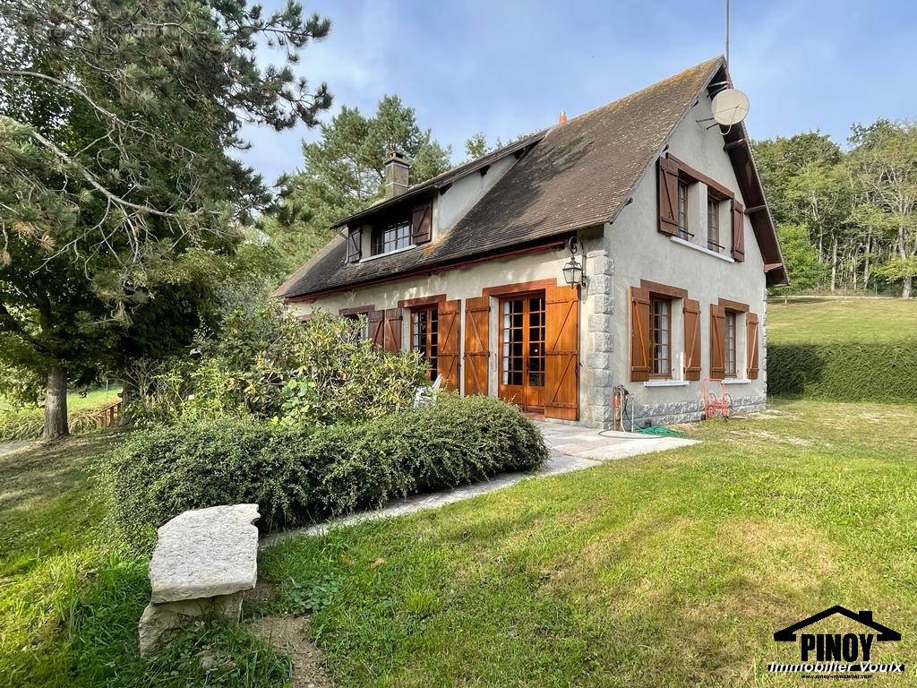 Maison à VOULX