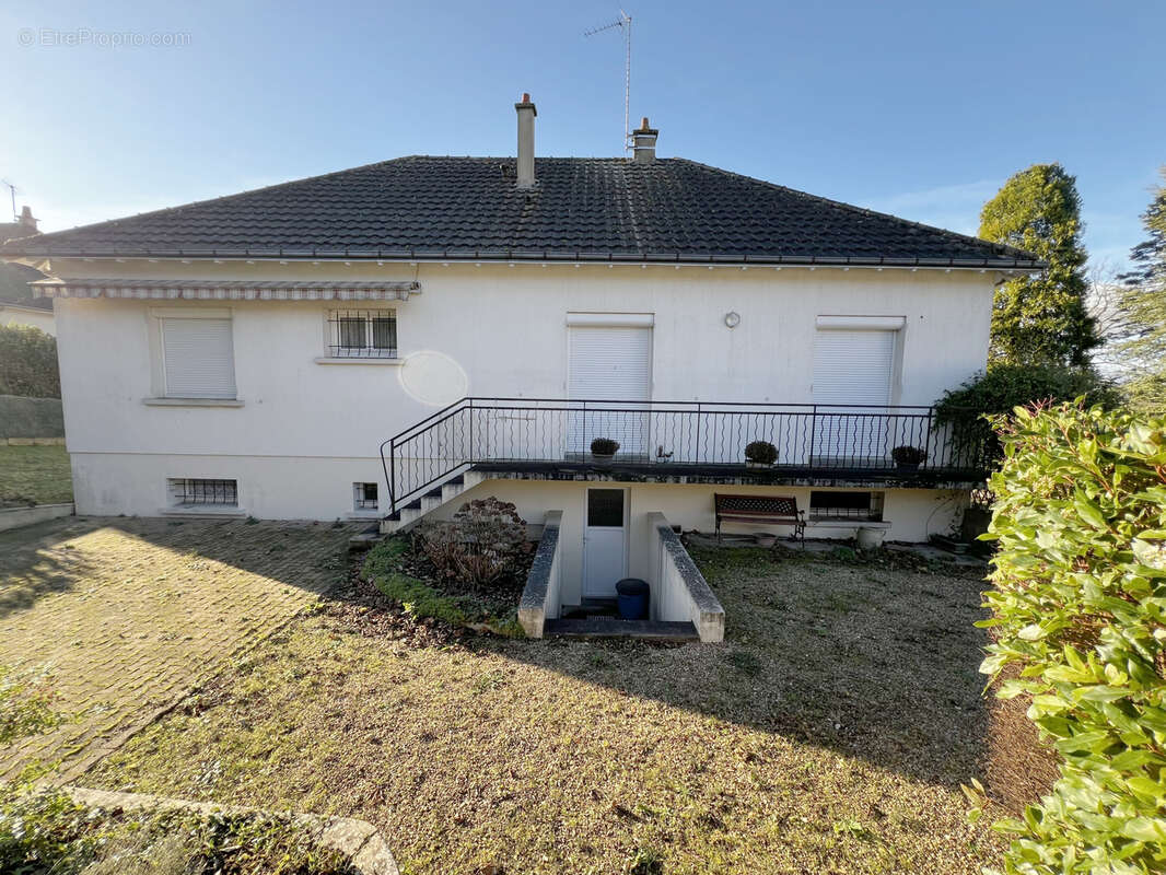 Maison à CHATELLERAULT