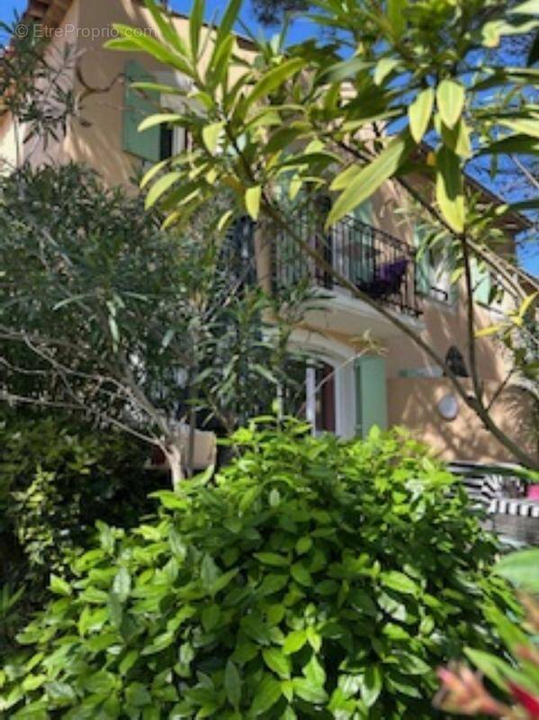 Maison à MALLEMORT