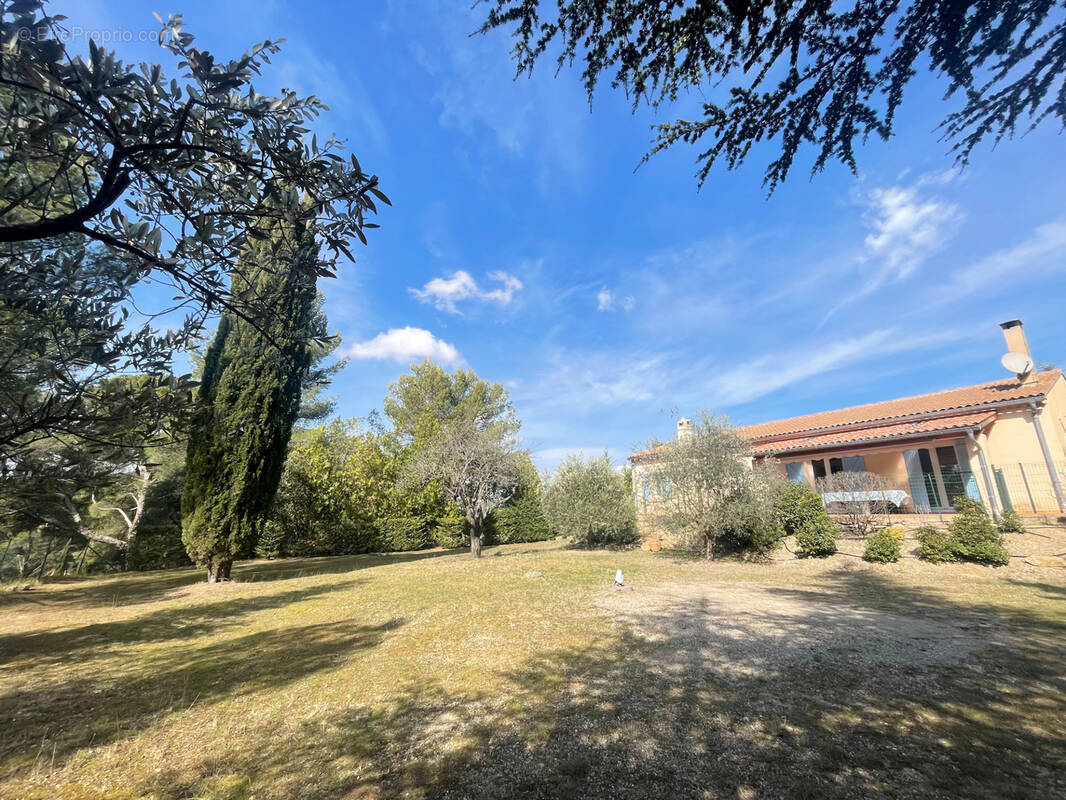 Maison à LA BASTIDONNE