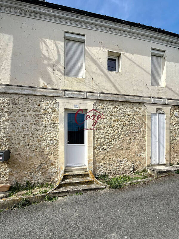 Maison à POMPIGNAC