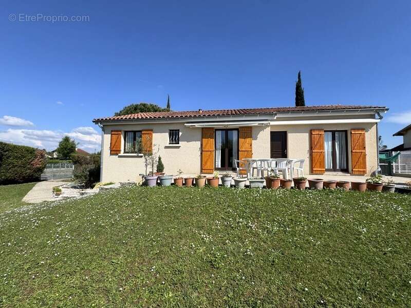 Maison à JONAGE