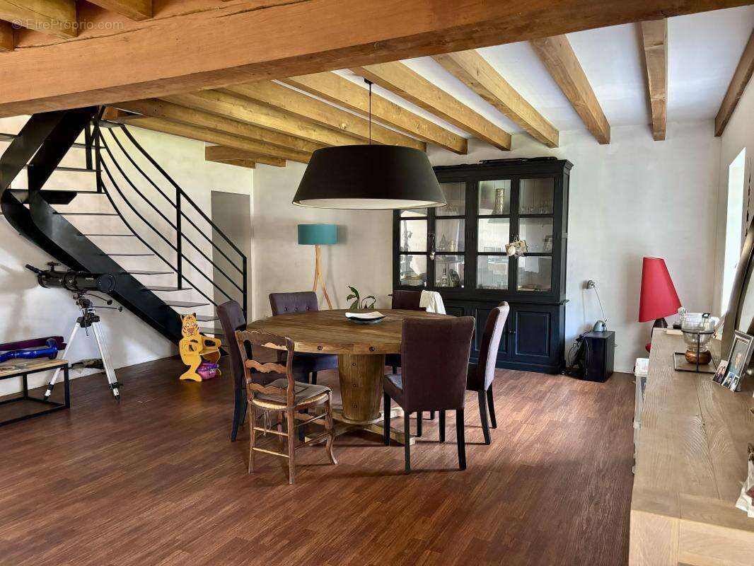 Maison à THEIX