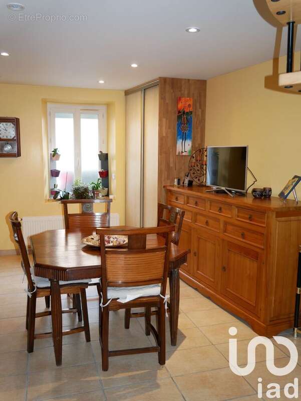 Photo 2 - Maison à SARCELLES
