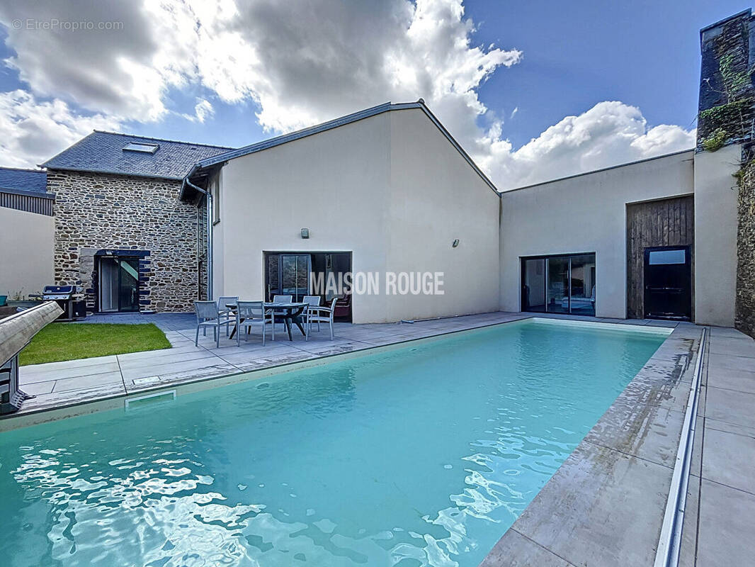 Maison à DOL-DE-BRETAGNE