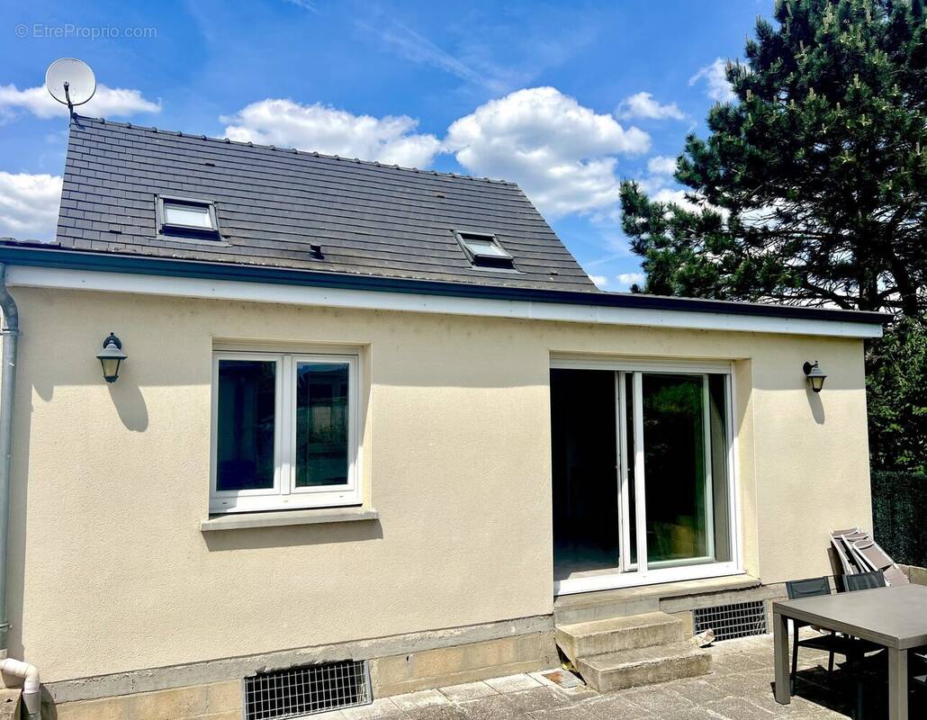 Maison à CHAUNY