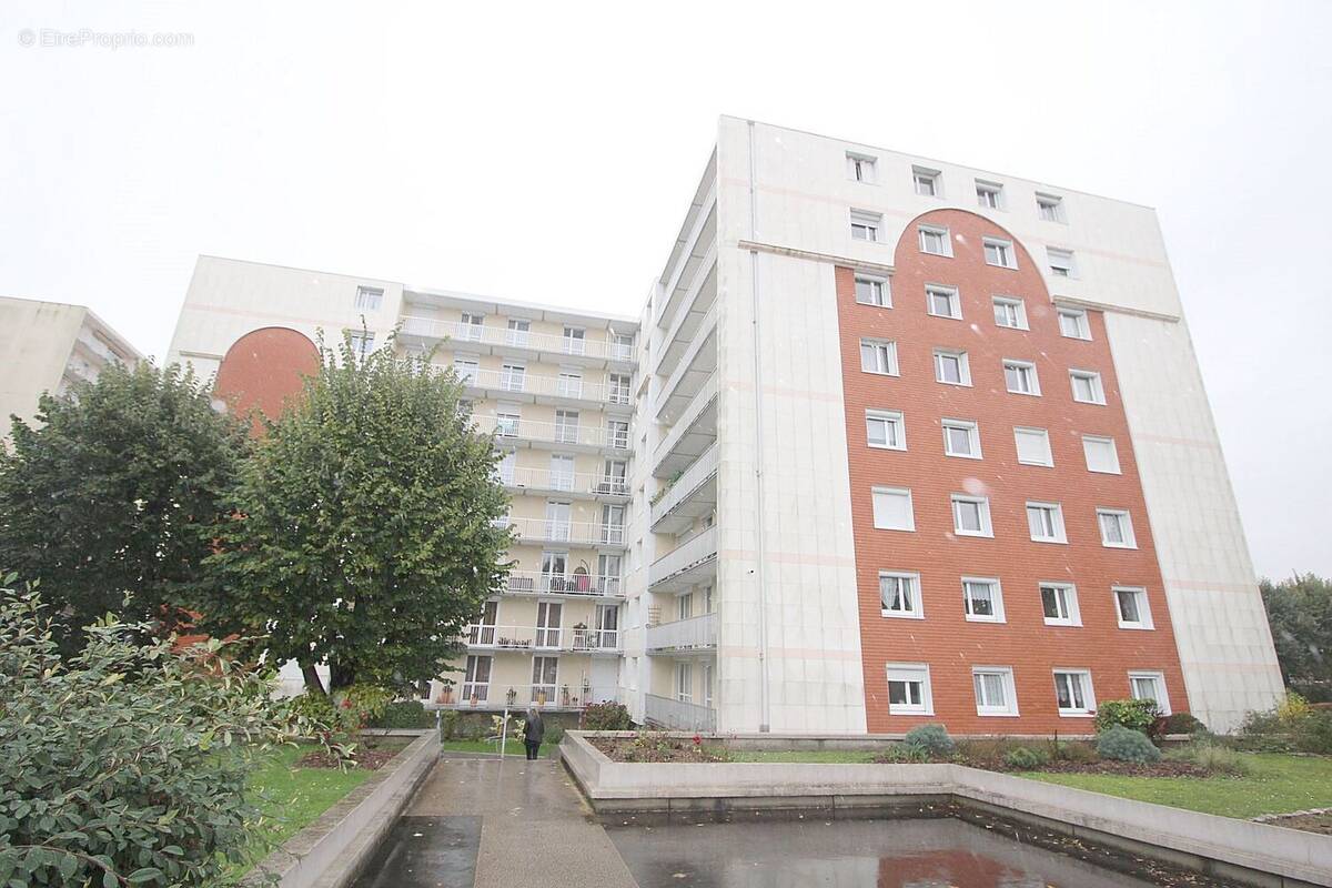 Appartement à SOTTEVILLE-LES-ROUEN