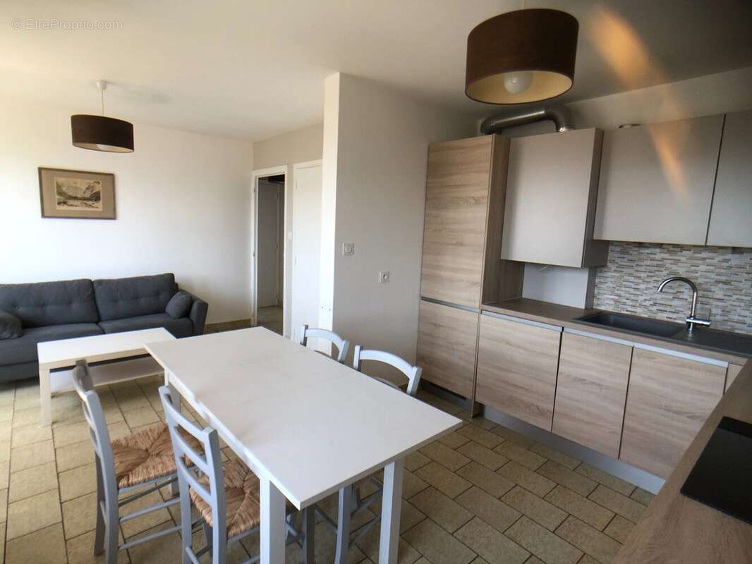 Appartement à MEYLAN