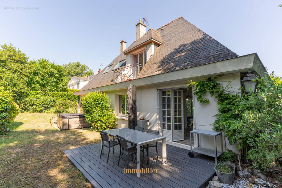 Maison à SAINT-AVERTIN