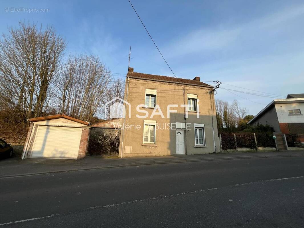 Photo 1 - Maison à LAPUGNOY