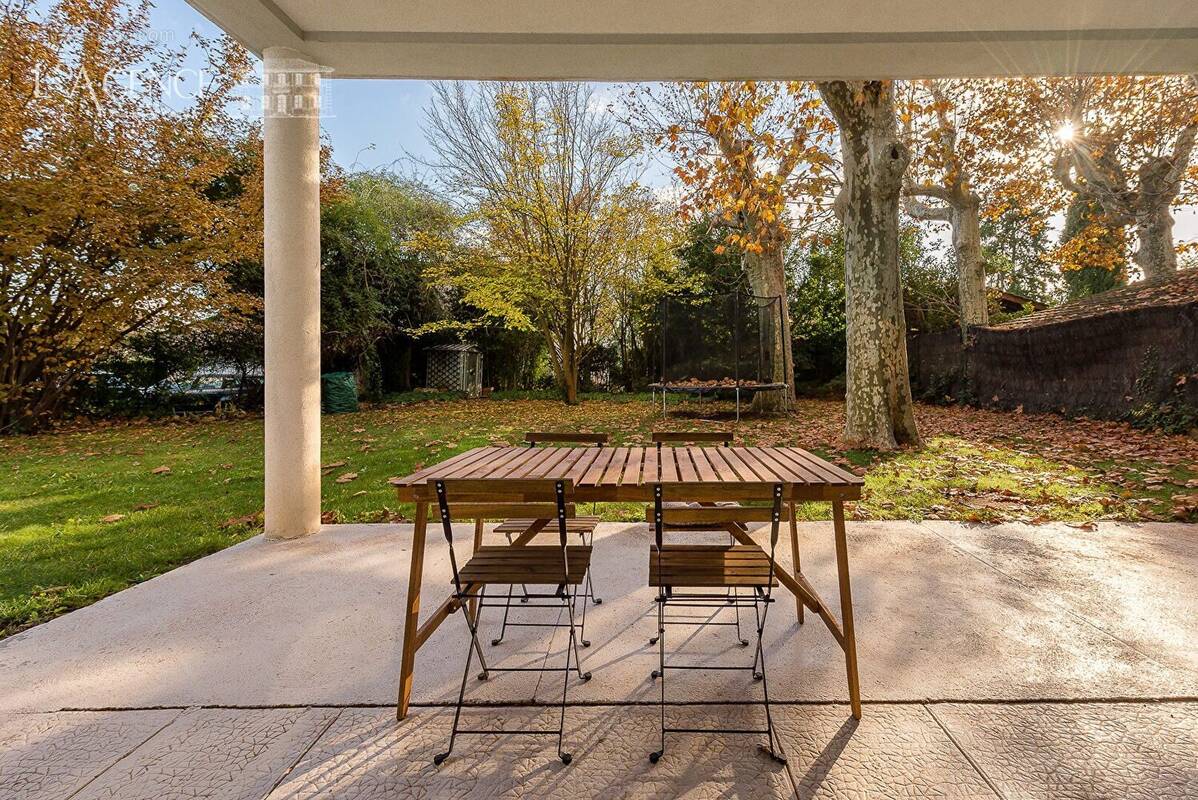 Appartement à AIX-EN-PROVENCE