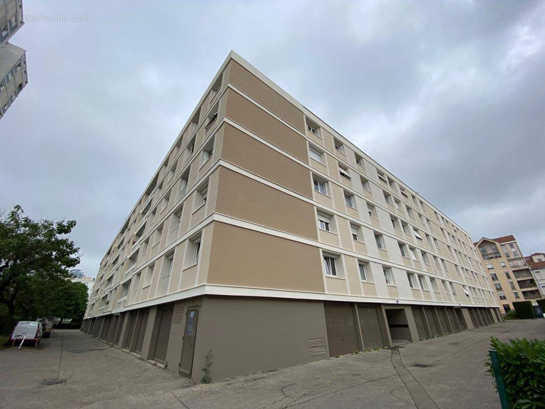Appartement à LYON-3E