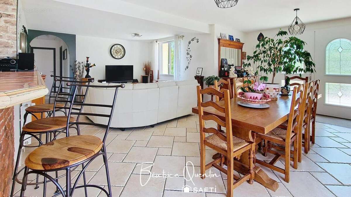 Photo 5 - Maison à SAINT-GERMAIN-LES-ARPAJON