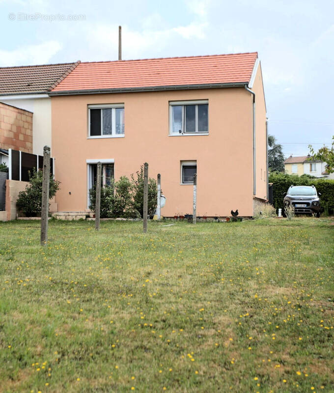 Maison à CUSSET
