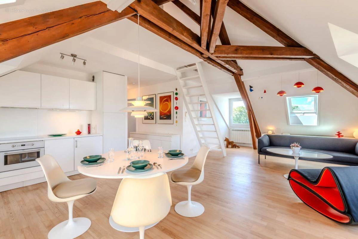 Appartement à EVIAN-LES-BAINS