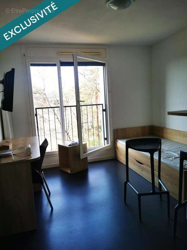 Photo 2 - Appartement à OULLINS