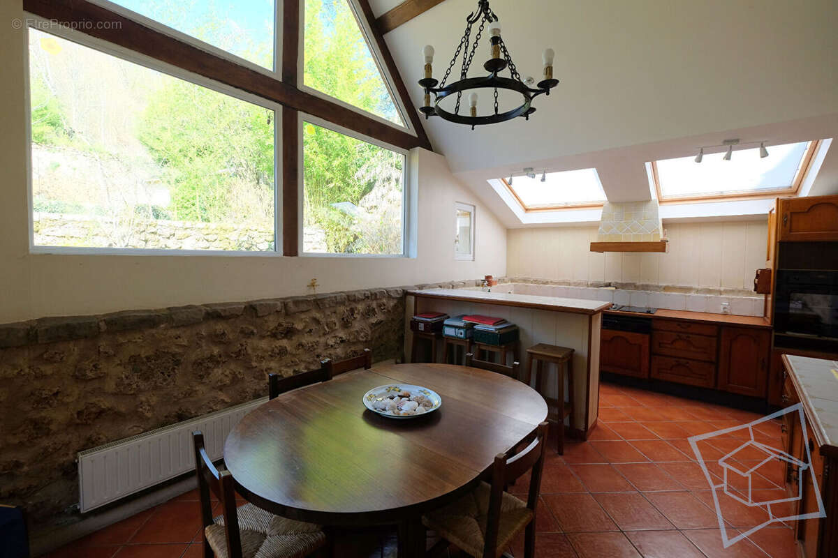 Maison à CHEVREUSE