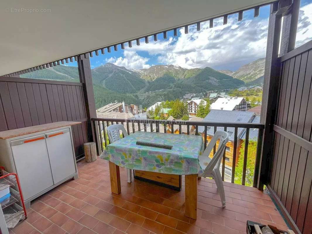Appartement à SAINT-ETIENNE-DE-TINEE