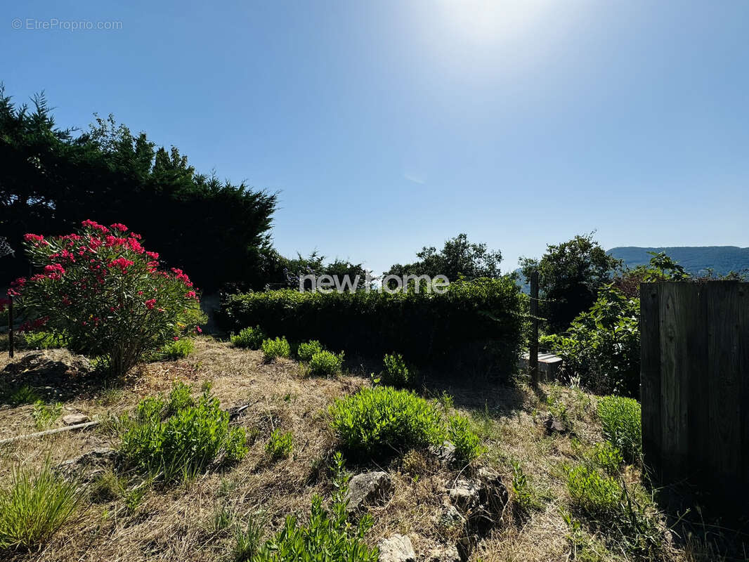 Maison à LES ADRETS-DE-L&#039;ESTEREL