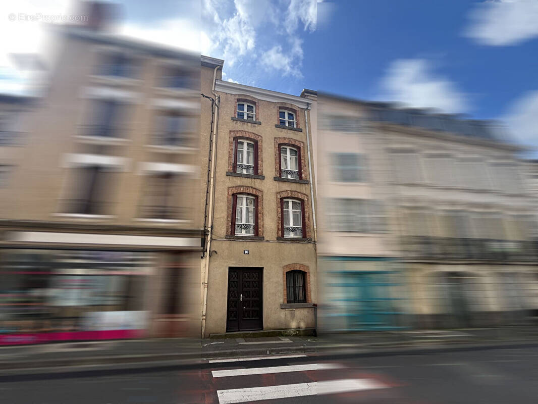 Maison à THIERS