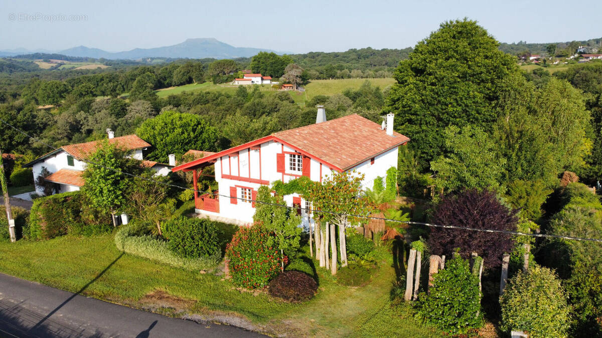 Photo 1 - Maison à USTARITZ