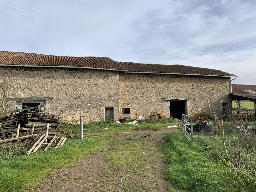 Maison à VAYRES